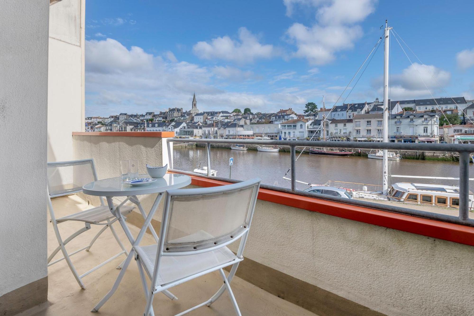 Sur Le Quai De Pornic, Appartement Pour 4 Exterior foto